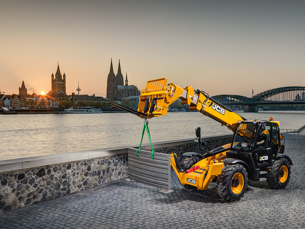 JCB