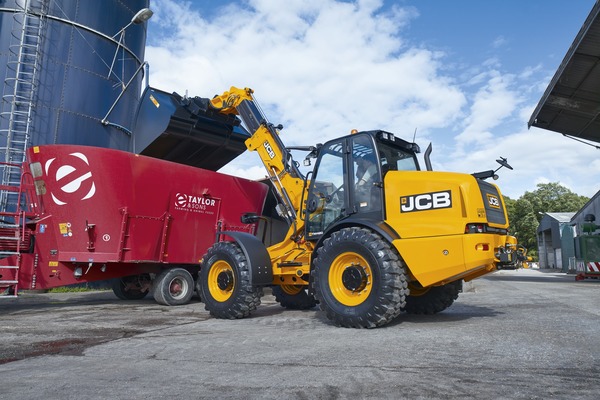 JCB TM420 ARTICULATED TELESCOPIC HANDLER