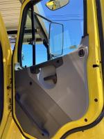 FREIGHTLINER BUSINESS CLASS M2 106