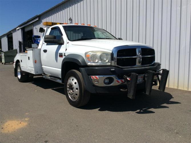 DODGE RAM 5500SLT