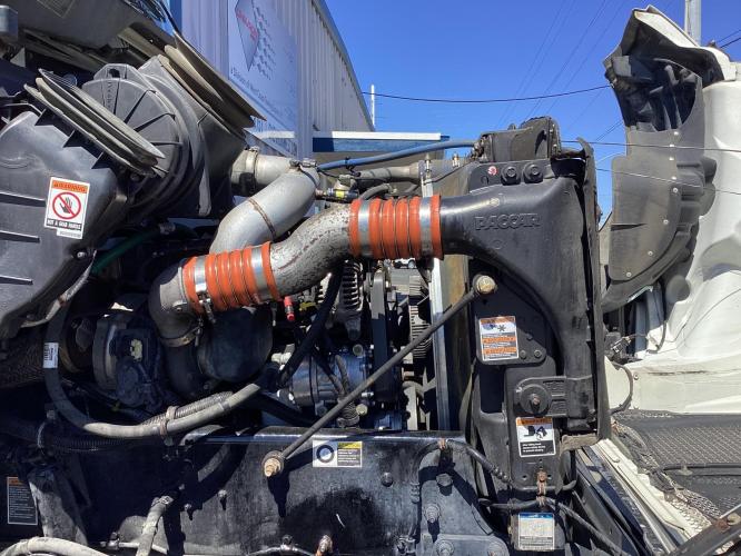 KENWORTH T270