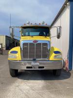 PETERBILT 330