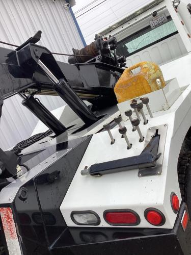 FREIGHTLINER BUSINESS CLASS M2 106