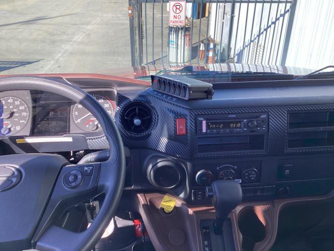 HINO L6