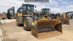 John Deere 744 P