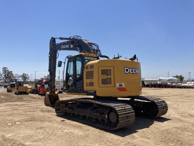 John Deere 245G LC