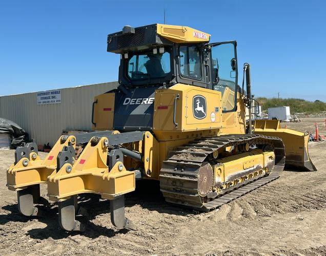 John Deere 850L WLT