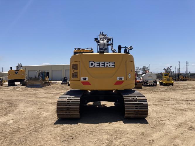 John Deere 245G LC