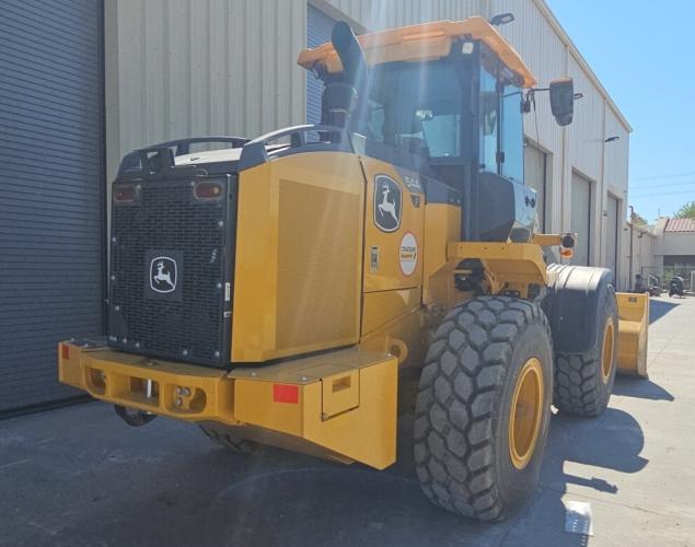 John Deere 544 P