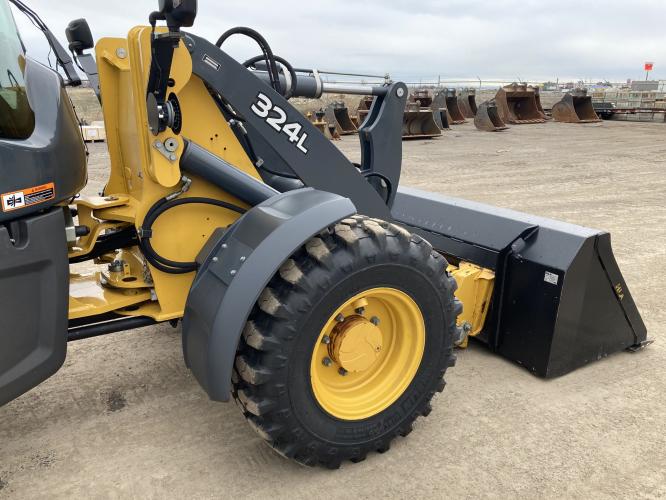 John Deere 324L