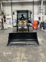 John Deere 244L