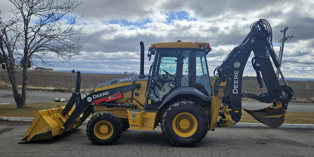 John Deere 320 P
