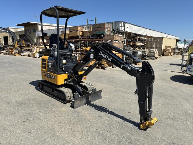 John Deere 17 P