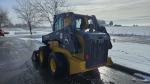 John Deere 332G