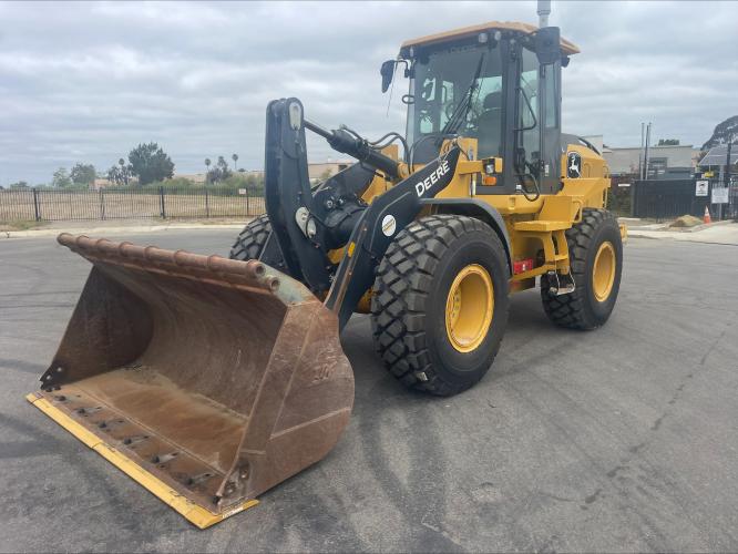 John Deere 524L
