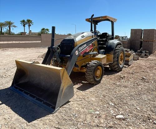 2023 John Deere 210 G