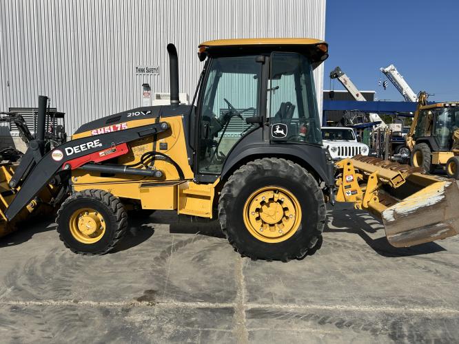 John Deere 210 P