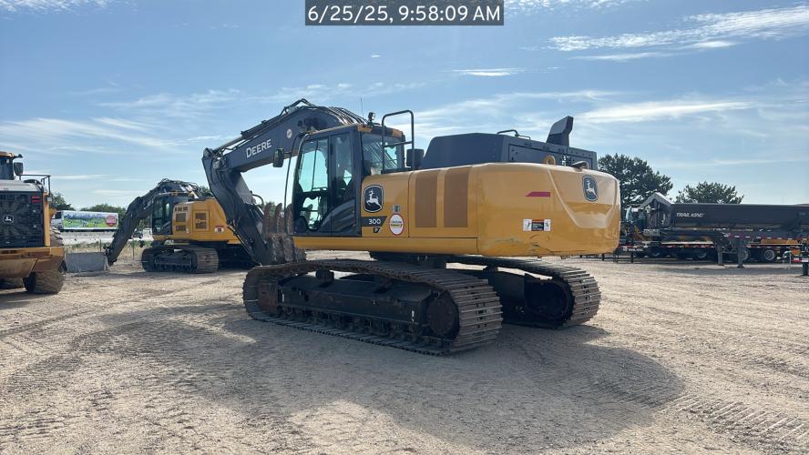 John Deere 300 P