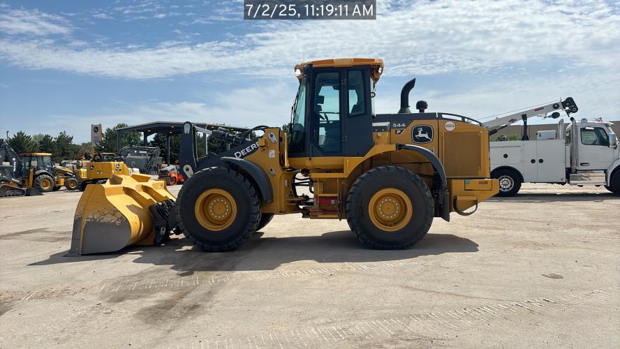 John Deere 544 P