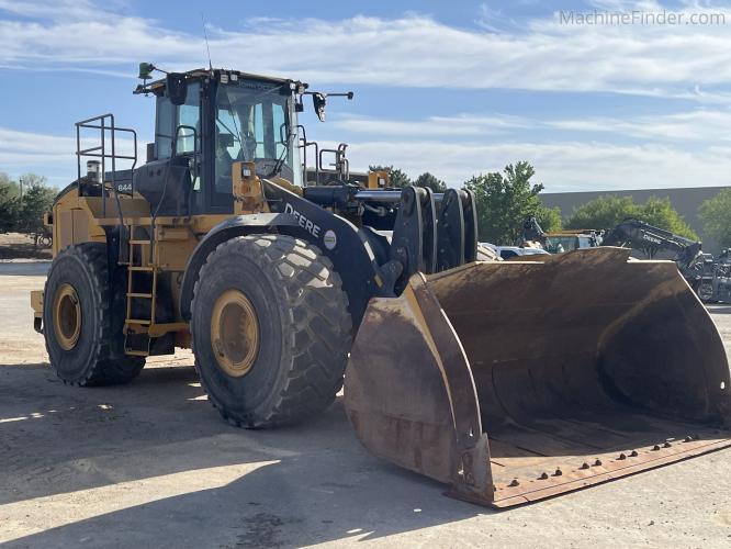 John Deere 844 P