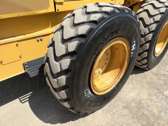 John Deere 772G