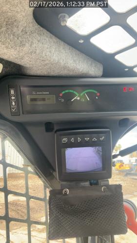 John Deere 330G
