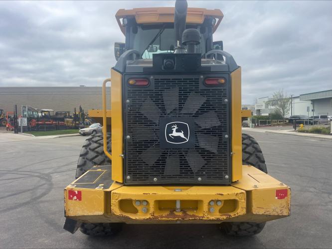 John Deere 524L