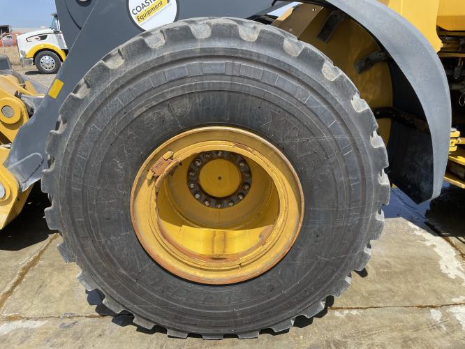 John Deere 644L