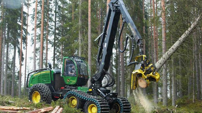 1470G Wheeled Harvester