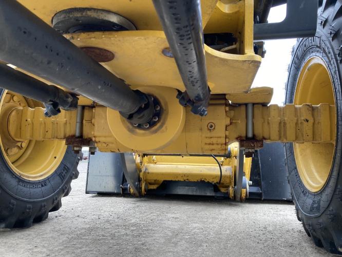 John Deere 324L
