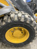 John Deere 244L
