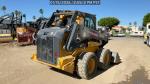 John Deere 330G
