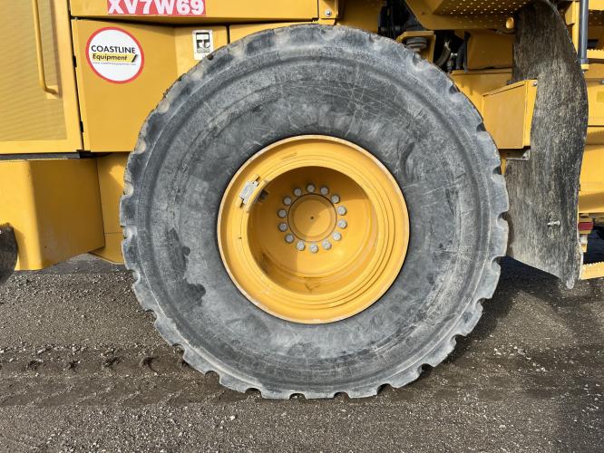 John Deere 824 P