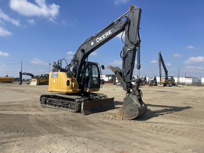 John Deere 135G