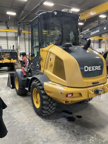 John Deere 244L