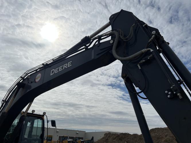 John Deere 210 P