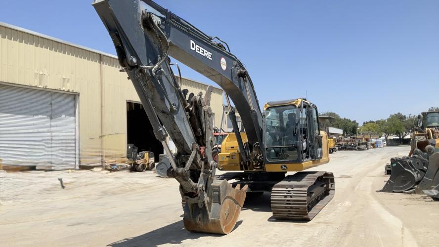 John Deere 210G LC