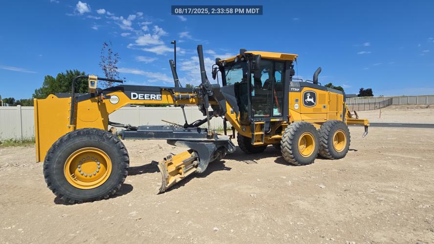 John Deere 772GP
