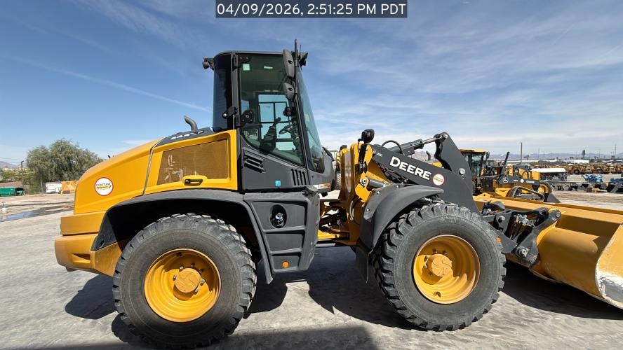 John Deere 344 P