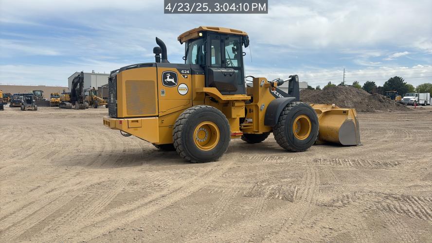 John Deere 624 P