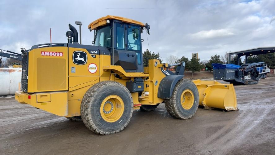 John Deere 624 P