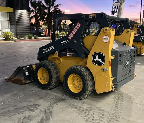 2023 John Deere 318G