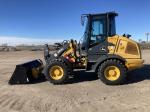 John Deere 244L