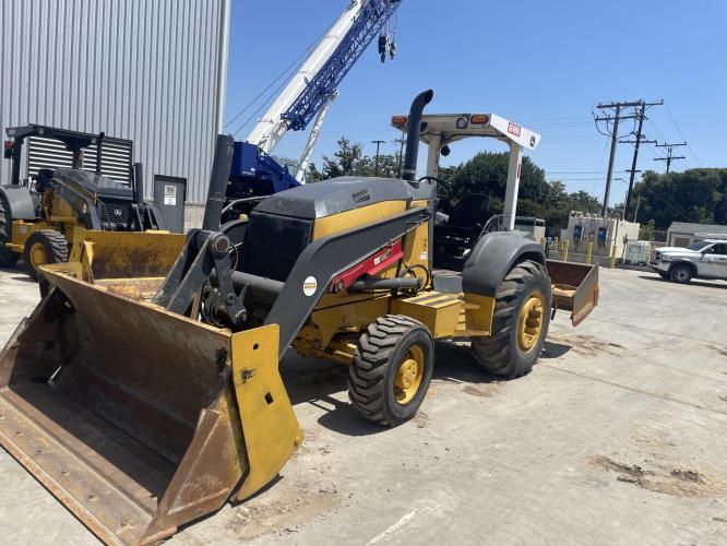 John Deere 210L