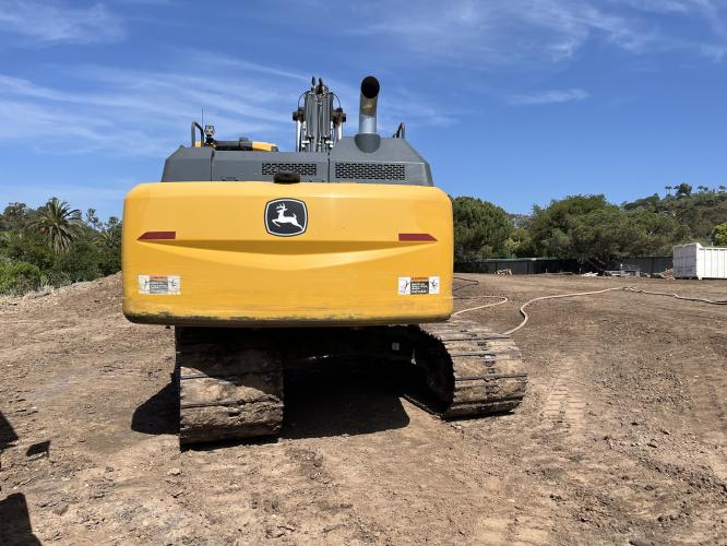 John Deere 210G LC