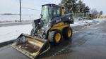 John Deere 332G
