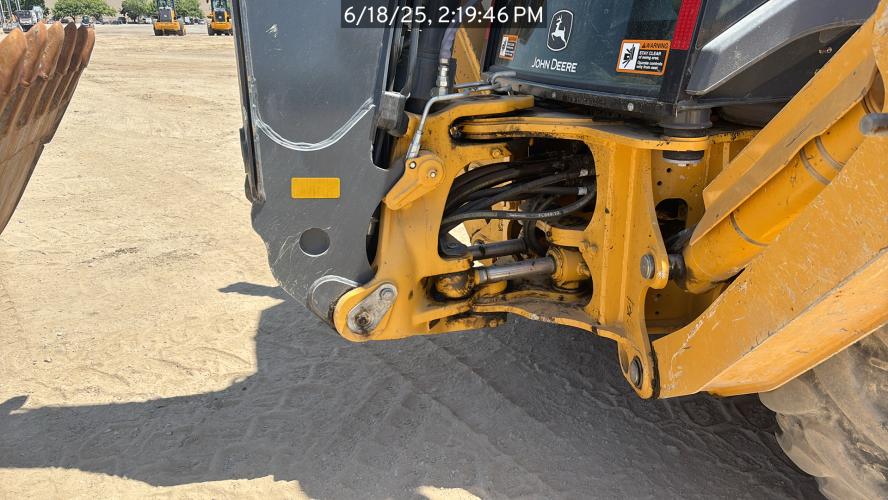 John Deere 320 P