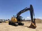 John Deere 245G LC