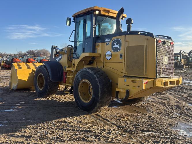 John Deere 624 P