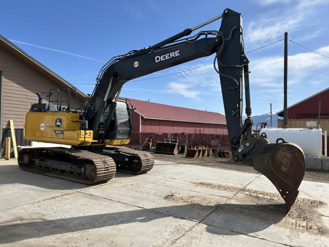 John Deere 200 G